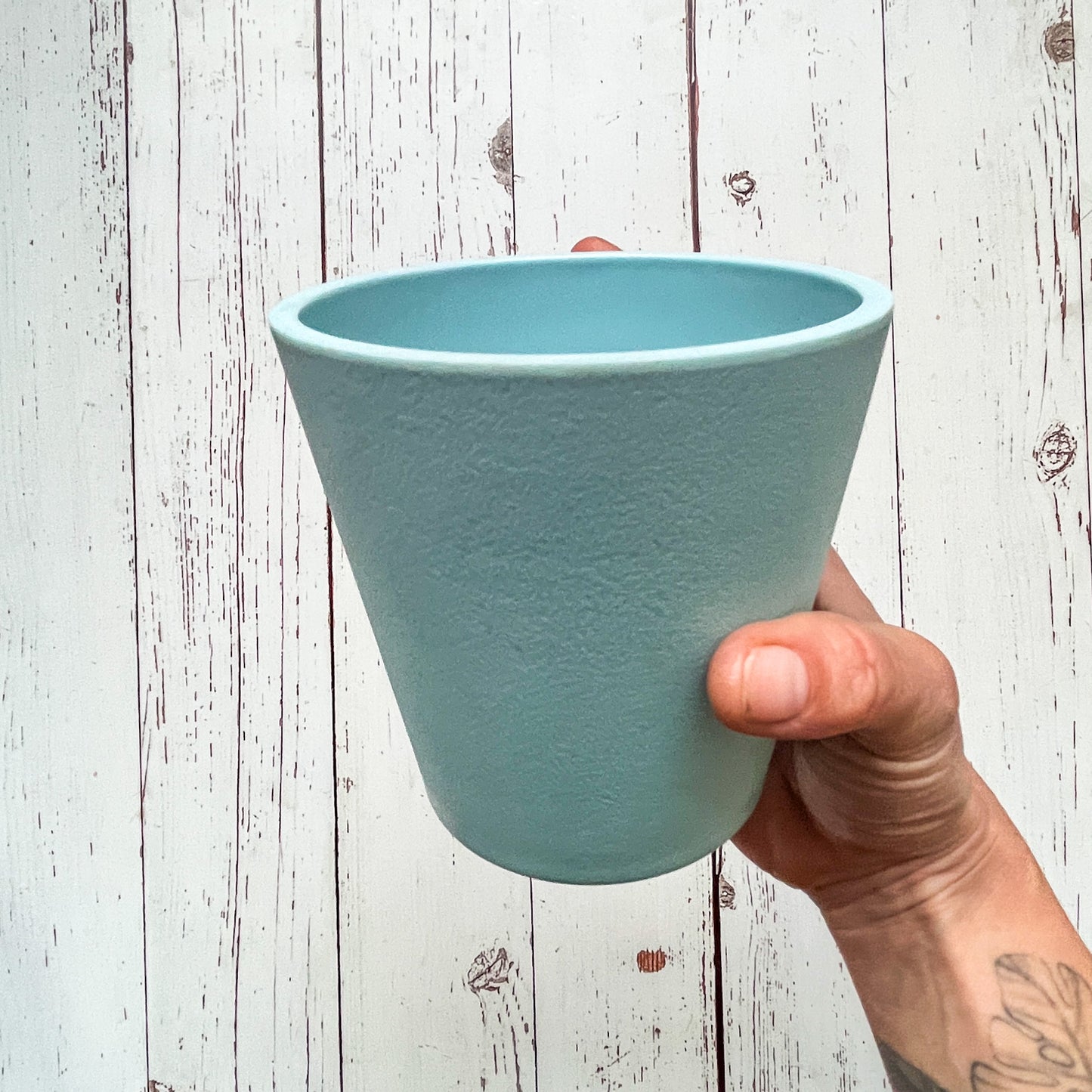 ¡Liquidación de Portamacetas - 50% de Descuento!