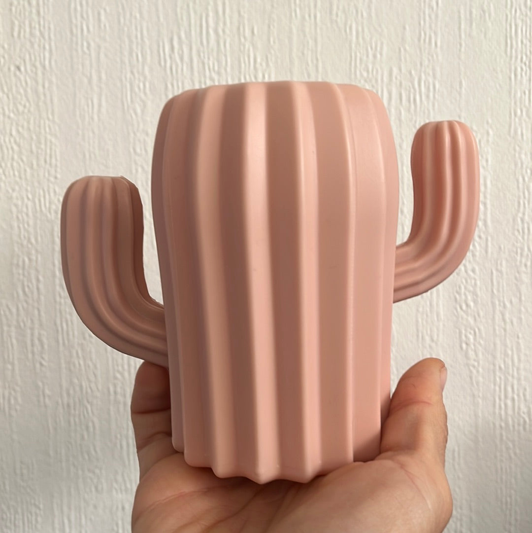 Portalápiz cactus – El toque divertido y minimalista que tu escritorio necesita