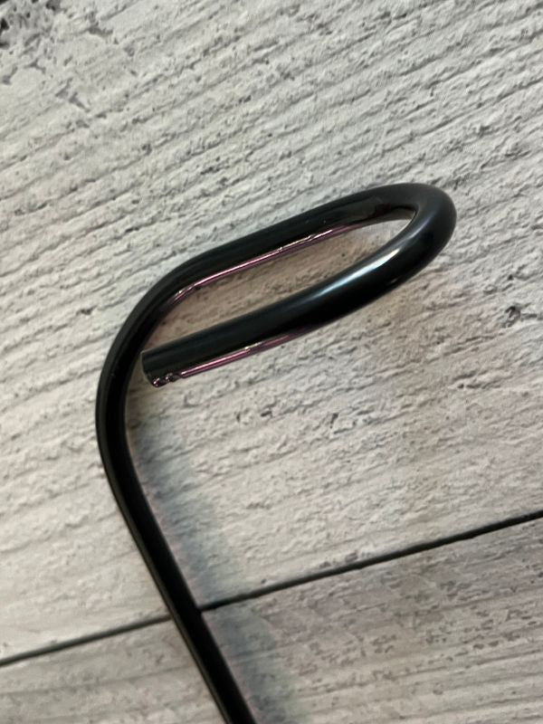 Tutor de Fierro Gancho – Soporte Minimalista para Plantas de Tallo Largo