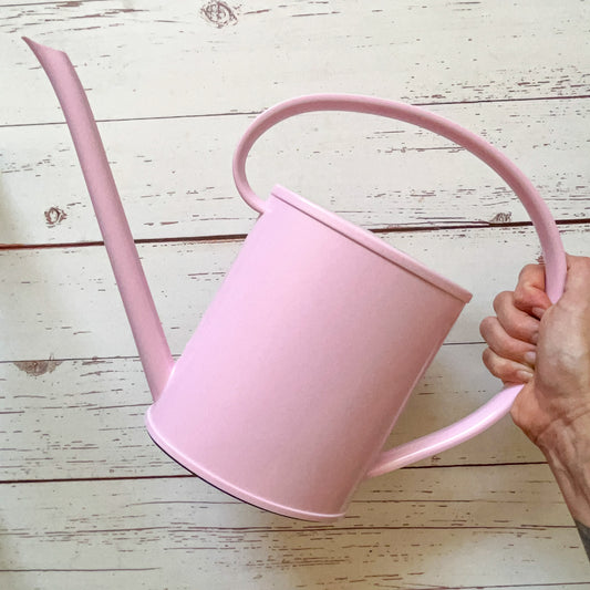 Regadera de Plástico Rígido 1200 ml: Precisión y Comodidad para tus Plantas