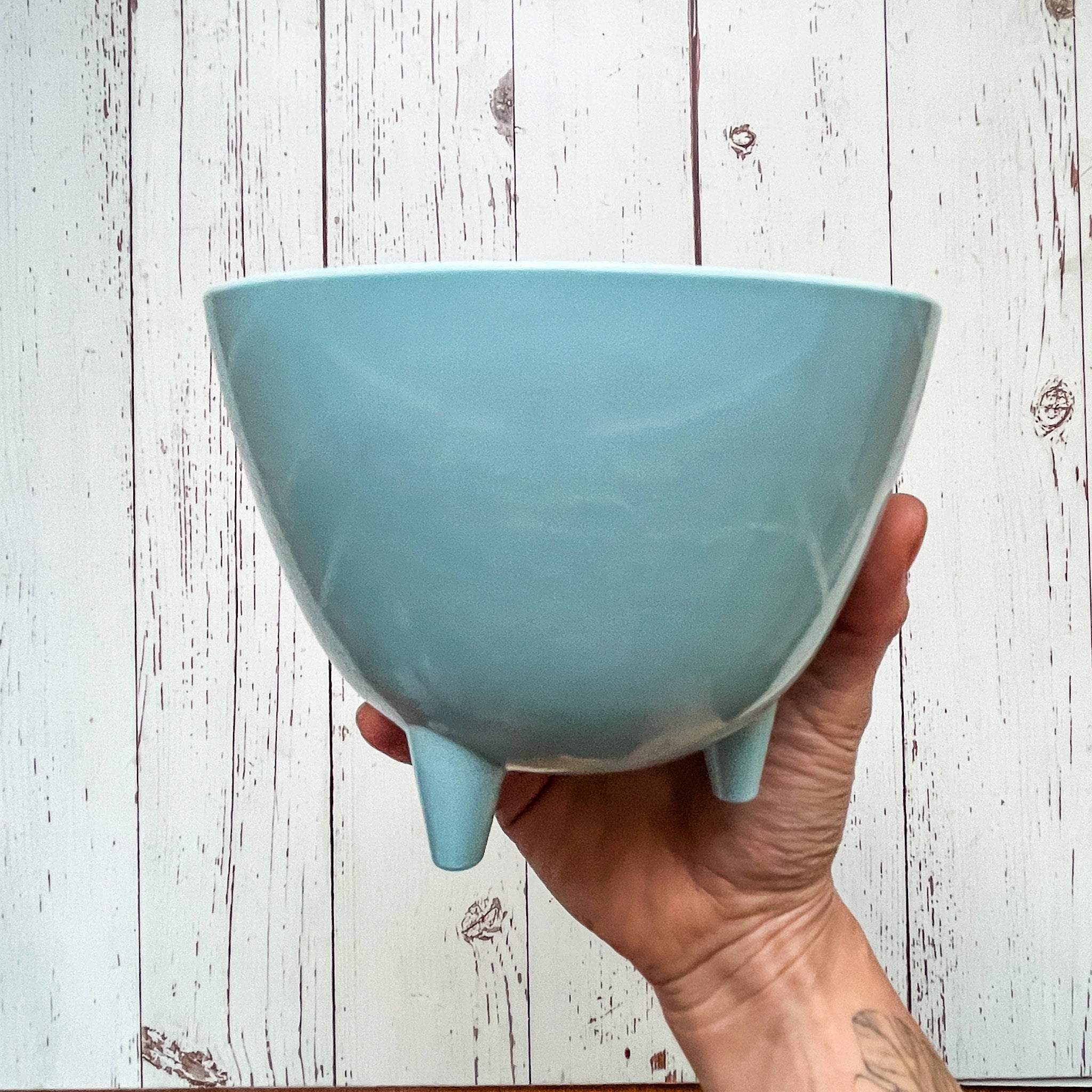 ¡Liquidación de Portamacetas - 50% de Descuento!